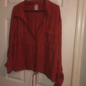 Women's cropped fall colored blouse